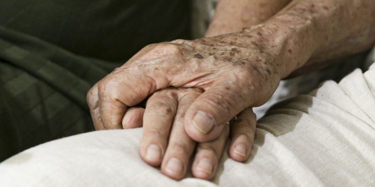 Falta de diagnósticos para Alzheimer preocupa especialistas