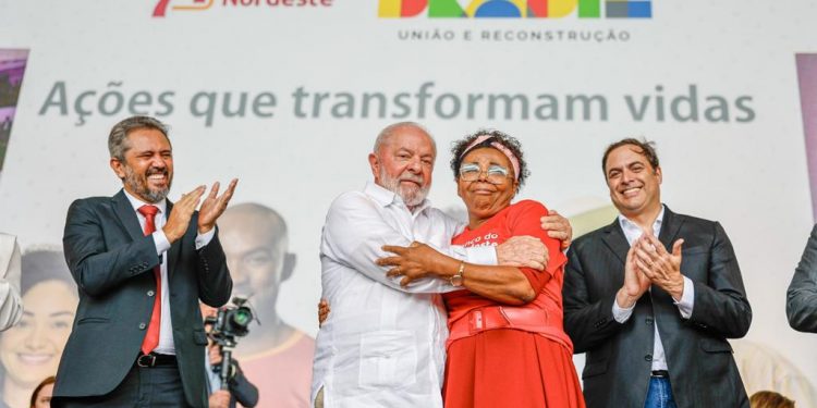 Lula cita juro alto e critica Campos Neto: ‘Se ele conversa com alguém, não é comigo’