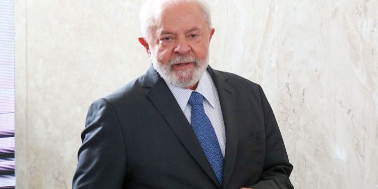 Lula vai à Índia para assumir presidência do G20
