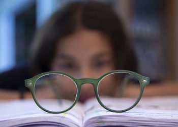 Projeções indicam que, em 2050, em torno de 50% da população global será considerada míope, e 10%, altos míopes (Foto: Joedson Alves/Agência Brasil)