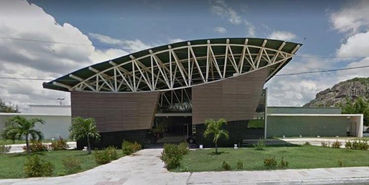 Consórcio Público de Saúde de Quixadá abre 100 vagas; salários chegam a R$ 5,6 mil