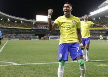 Em primeiro jogo sob o comando de Diniz, Brasil estreia nas Eliminatórias com goleada contra a Bolívia