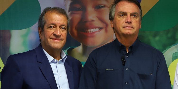 Partido de Bolsonaro mostra ao TSE prestação de contas erradas do ano eleitoral de 2022