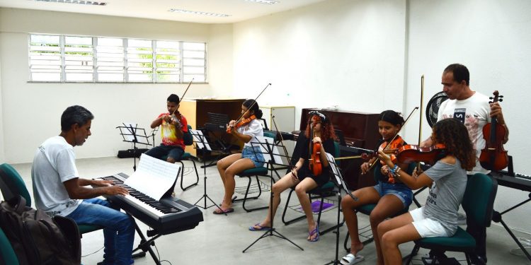 Vila da Música abre inscrições gratuitas para cursos livres de formação musical para público a partir de 11 anos
