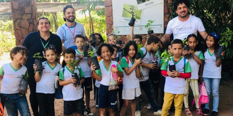 Crianças participam de projeto de educação ambiental do CVTec Barbalha