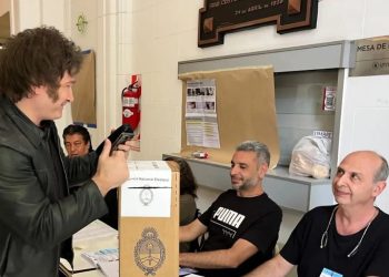 Javier Milei vence eleição e é o novo presidente da Argentina