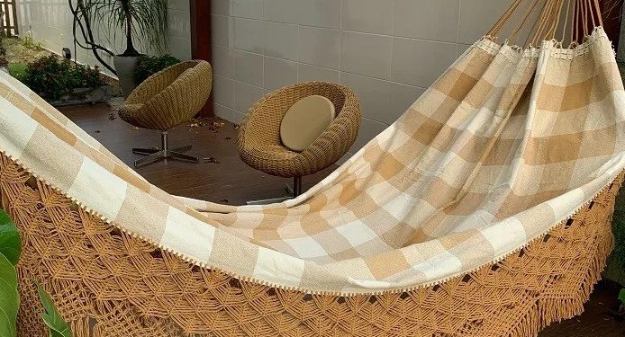 Costurado na rede – Por Alexandre Lucas