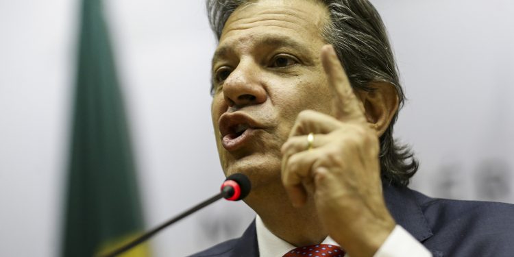 Haddad anuncia mais medidas para tentar zerar déficit em 2024