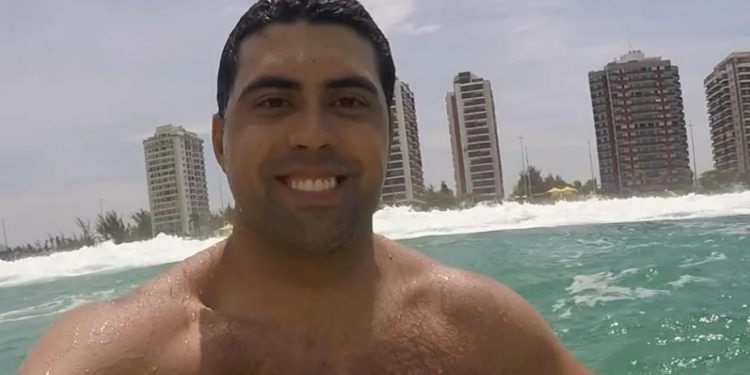 Convidado morre durante festa de casamento, após se engasgar com pedaço de carne