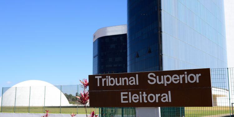 TSE deve aprovar regras para uso da inteligência artificial na eleição