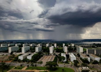 Esplanada dos Ministérios (Foto: Rafa Neddermeyer/Agência Brasil)