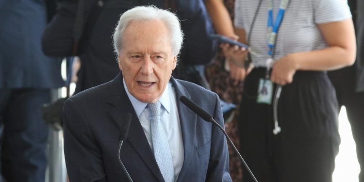 Lewandowski toma posse como ministro da Justiça em cerimônia no Palácio do Planalto