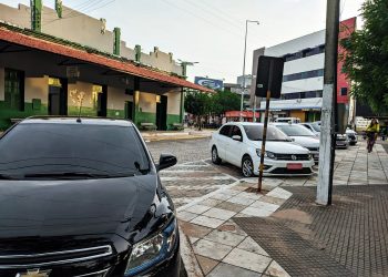 Valor mínimo de cada parcela do IPVA é de R$ 100 (Foto: Samuel Pinheiro/Revista Cariri)