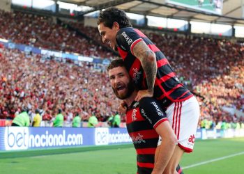 Flamengo bate Madureira no Maracanã por 3 a 0 e conquista Taça Guanabara