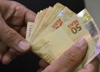 Dívidas no programa Desenrola podem ser negociadas nos Correios