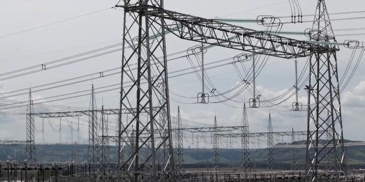 Em leilão de linhas de transmissão, lotes com Ceará são arrematados por mais de R$ 579 milhões