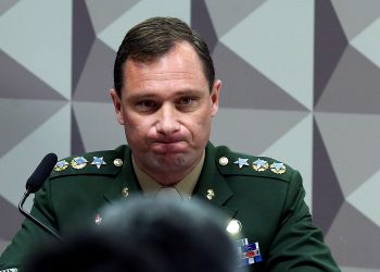 Mauro Cid sai preso após depoimento no STF (Foto: Lula Marques/Agência Brasil)