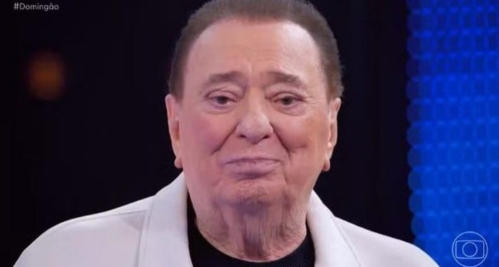 Na Globo, Raul Gil recebe homenagem e diz que vai se aposentar neste ano: ‘Está na hora de parar’