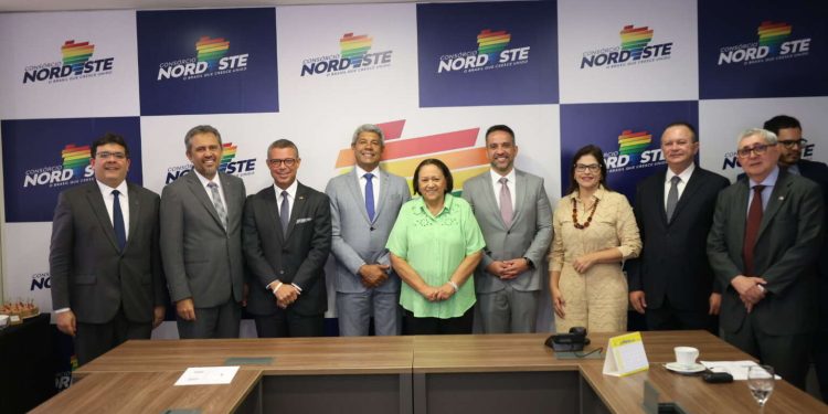 Consórcio do Nordeste pede aumento do FPE e parcelamento de dívidas