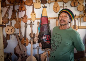 Exposição no Centro Cultural do Cariri reúne mestres artesãos que moldam a cultura e ancestralidade da região