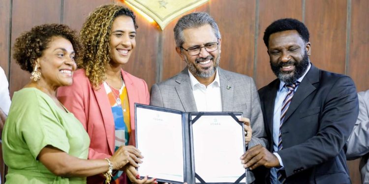 Governo do Ceará e União assinam acordos de cooperação para promoção da igualdade racial