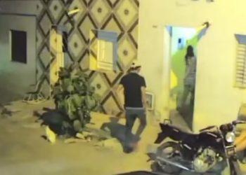 Homem é morto a tiros dentro de casa na cidade de Aurora (Foto: Reprodução)