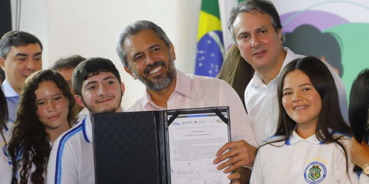 Governo do Ceará lança editais para construção de 38 novas escolas de Ensino Médio em Tempo Integral