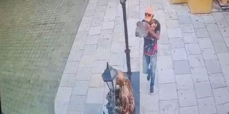 Estátua de Padre Cícero em Caririaçu é vandalizada novamente; suspeito é preso