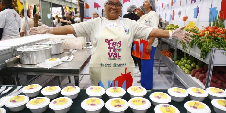 Ceará Sem Fome: em um ano, programa teve 13 milhões de refeições entregues