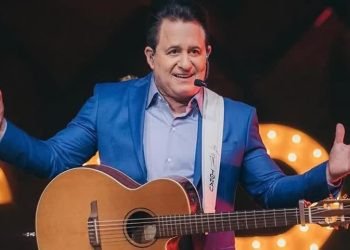 Sertanejo Marrone é internado com urgência e passa por cirurgia