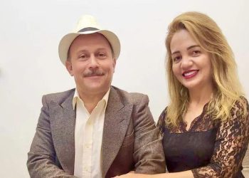 Casal publicava fotos da rotina de trabalho e da relação amorosa entre eles em redes sociais (Foto: Reprodução/Instagram)