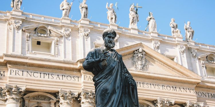 Dia de São Pedro: conheça a história do santo, celebrado em 29 de junho – Por Mirta Lourenço