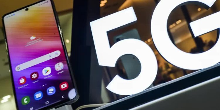 Oi, Vivo e TIM são multadas por propaganda enganosa sobre 5G