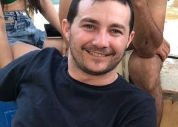 Carlos Romário Silveira Costa, 30 anos, foi morto com um golpe de faca no pescoço (Foto: Arquivo pessoal)