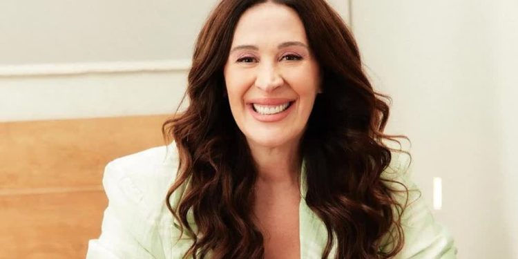 Claudia Raia se despede da Globo após 40 anos: “até logo”