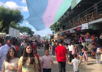 É vento! – Por J. Flávio Vieira