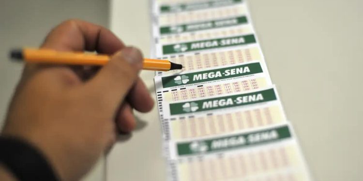Mega-Sena sorteia nesta terça-feira prêmio acumulado em R$ 61 milhões
