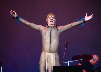 Ney Matogrosso no Crato: saiba data e local do show