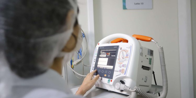 Serviço de Oncologia do Hospital Regional do Sertão Central vai beneficiar população de 20 municípios