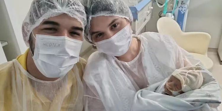 Filho do cantor Zé Vaqueiro morre aos 11 meses; bebê tinha síndrome rara