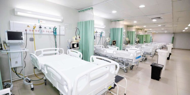 Hospital Regional do Sertão Central passa a funcionar 24h para urgência e emergência