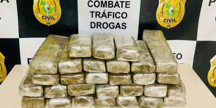 Polícia Civil apreende mais de 24 kg de drogas em Barbalha; dois homens são presos