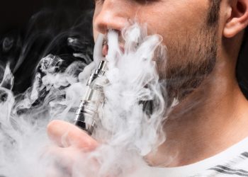 No Dia de Combate ao Fumo, entidades alertam sobre cigarro eletrônico