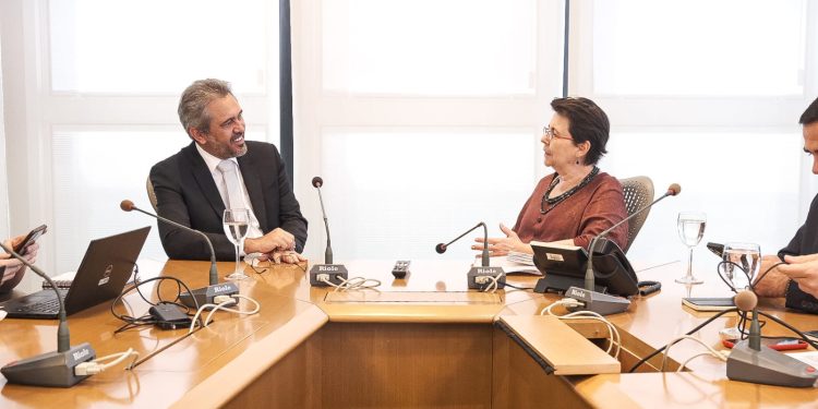 Ceará assina contrato com BNDES para financiamento de projetos em apoio à agricultura familiar