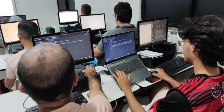 Instituto Centec oferta mais de mil vagas em cursos de qualificação profissional