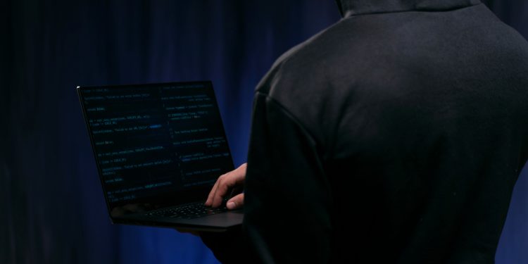 STF, Anatel e PF são alvos de ataque hacker em meio à suspensão do X