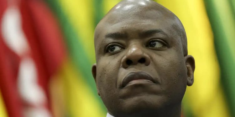 A queda de Silvio Almeida e o paradoxo do poder – Por Mirta Lourenço