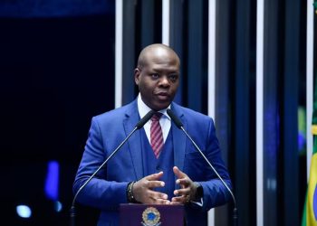 O ministro Silvio Almeida em evento no Senado Federal (Foto: Edilson Rodrigues/Agência Senado)