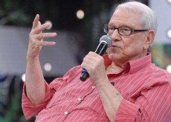 Humorista Ary Toledo morre em São Paulo, aos 87 anos