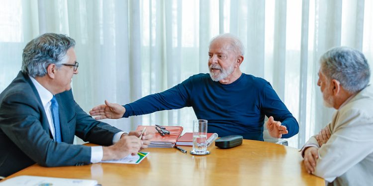 Lula diz que queda foi grave e que saberá o ‘estrago da batida’ em 3 ou 4 dias